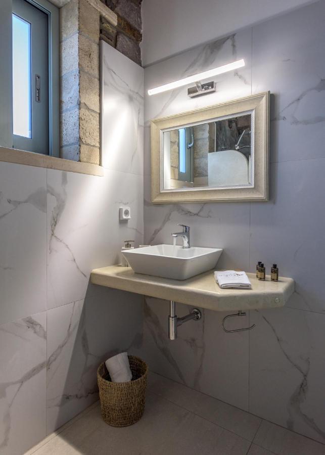 Hilltop Suites Milos Mytakas Extérieur photo